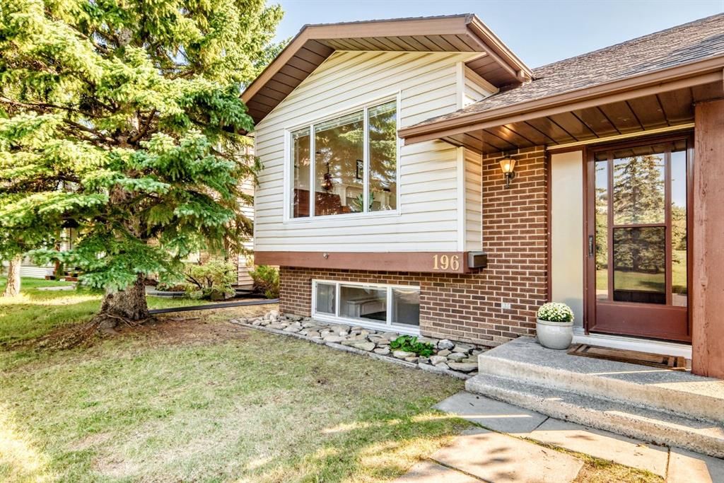 196 Edgedale Way NW, Calgary — main listing photo