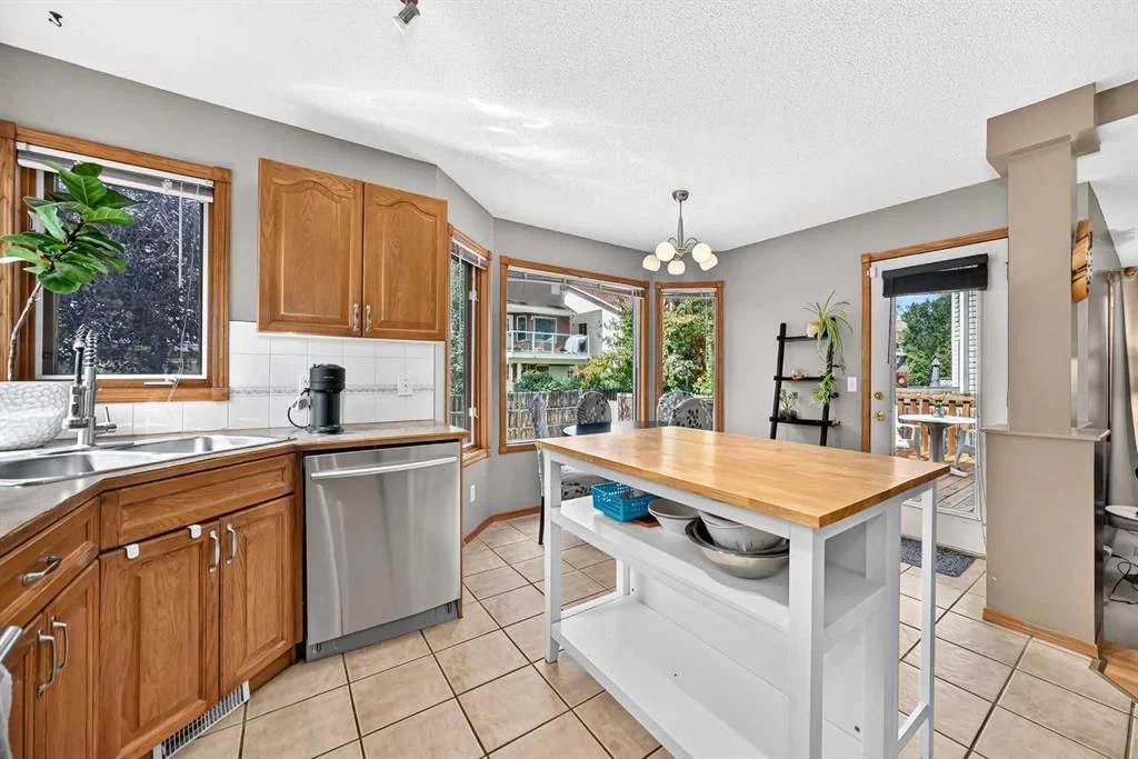 228 Arbour Ridge Way NW, Calgary — photo 3 of 37