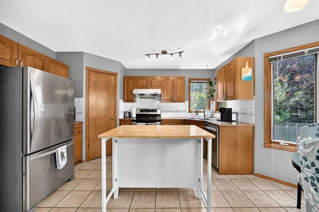 228 Arbour Ridge Way NW, Calgary — photo 5 of 37