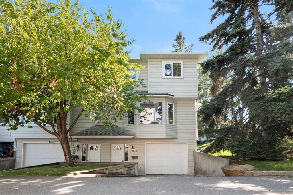 646 Killarney Glen Court SW, Calgary — photo 2 of 41