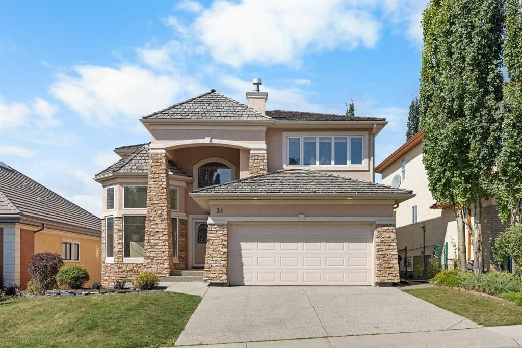 31 Royal Ridge Terrace NW, Calgary — main listing photo