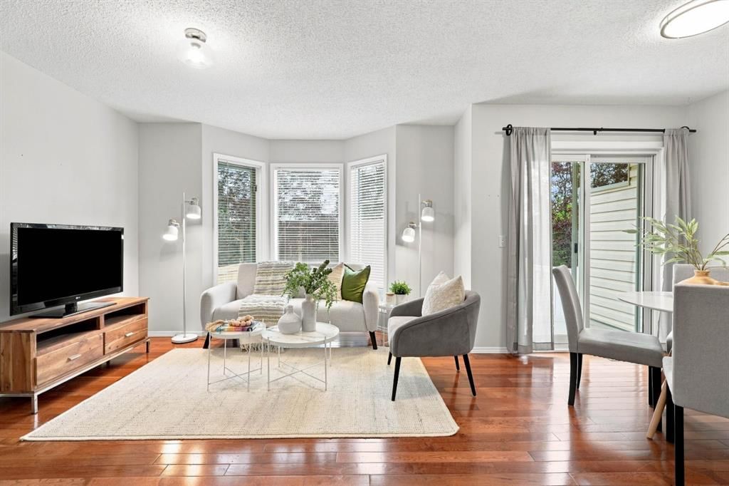 506 Hawkstone Manor NW, Calgary — main listing photo