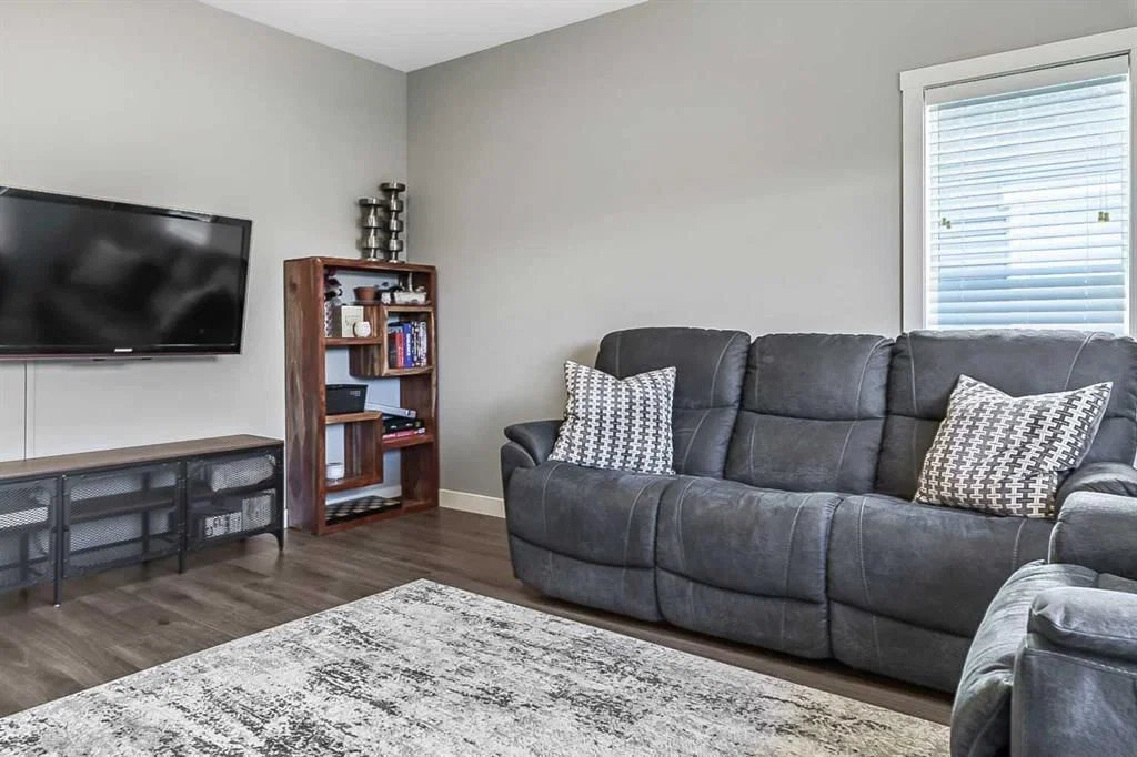 652 Skyview Ranch Grove NE, Calgary — photo 4 of 27