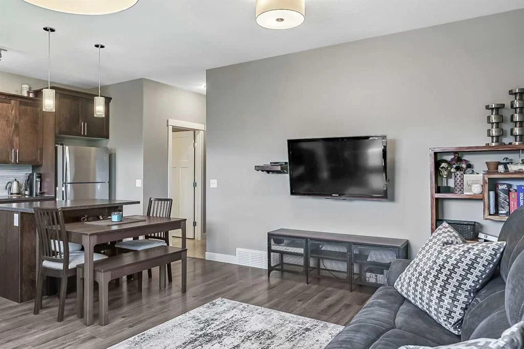 652 Skyview Ranch Grove NE, Calgary — photo 5 of 27