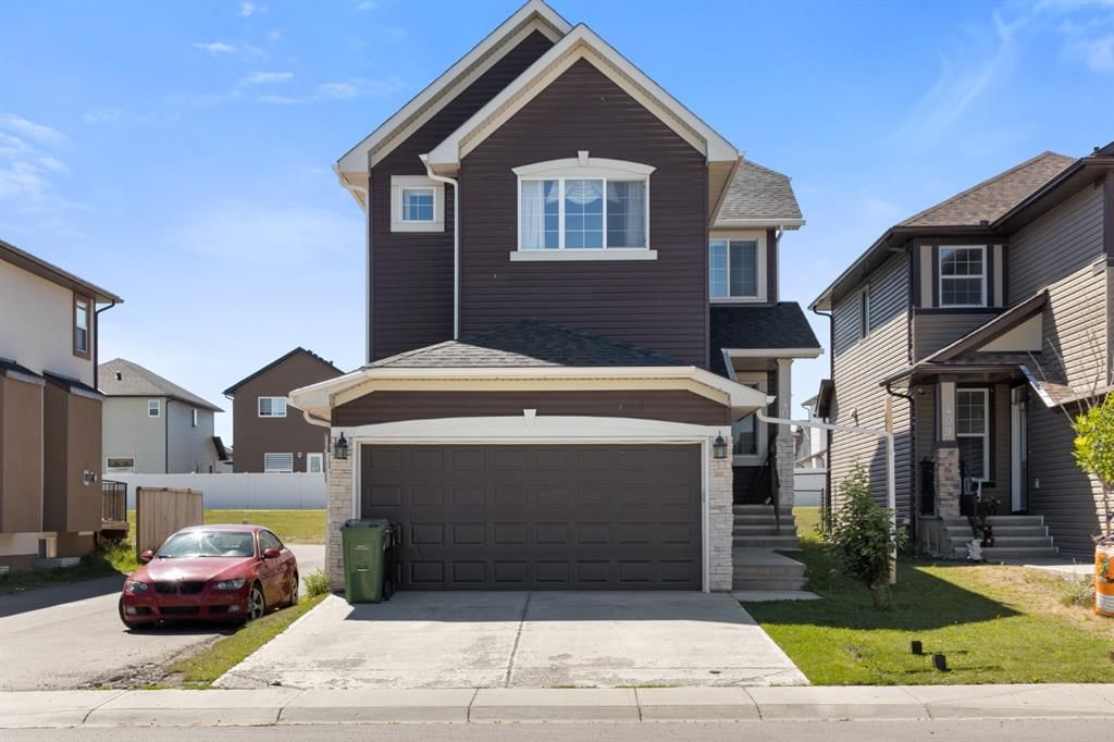 405 Saddlelake Drive NE, Calgary — photo 2 of 40