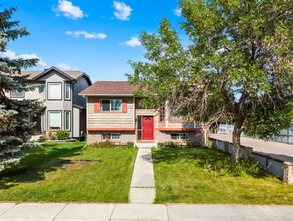 327 Shawbrooke Circle SW, Calgary — main listing photo
