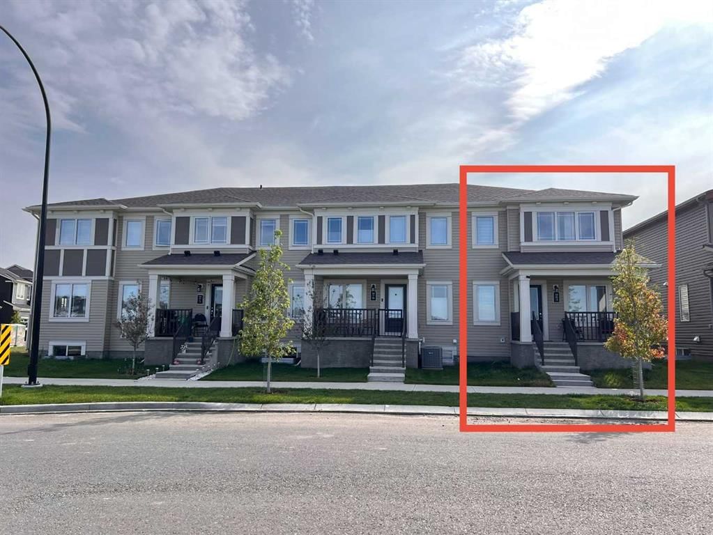 983 148 Avenue NW, Calgary — photo 2 of 46