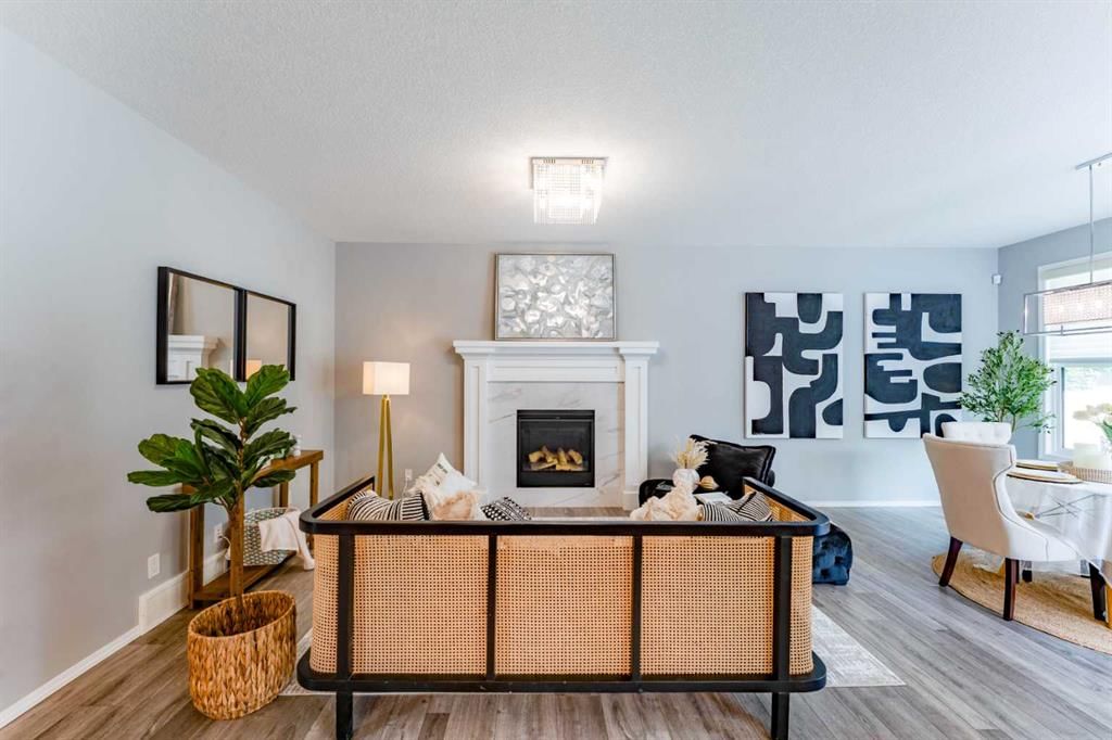 42 West Grove Way SW, Calgary — photo 3 of 50