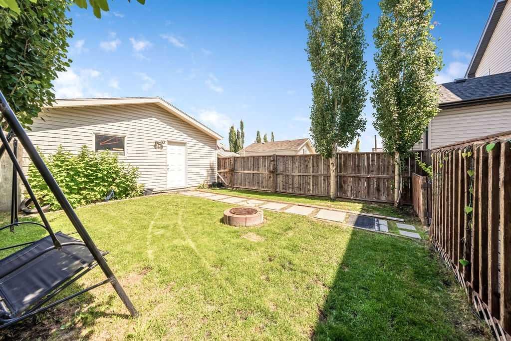 455 Prestwick Circle SE, Calgary — photo 3 of 28