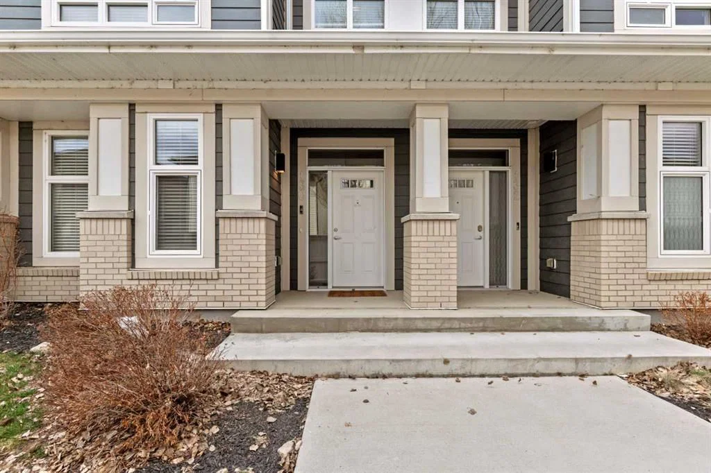 130 Silverado Plains Park SW, Calgary — photo 4 of 30