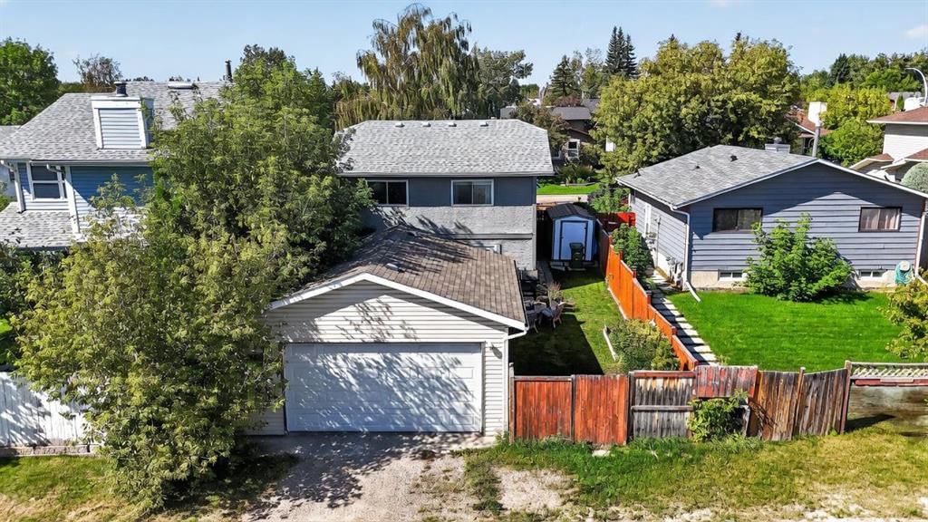 255 Shawcliffe Circle SW, Calgary — photo 2 of 46