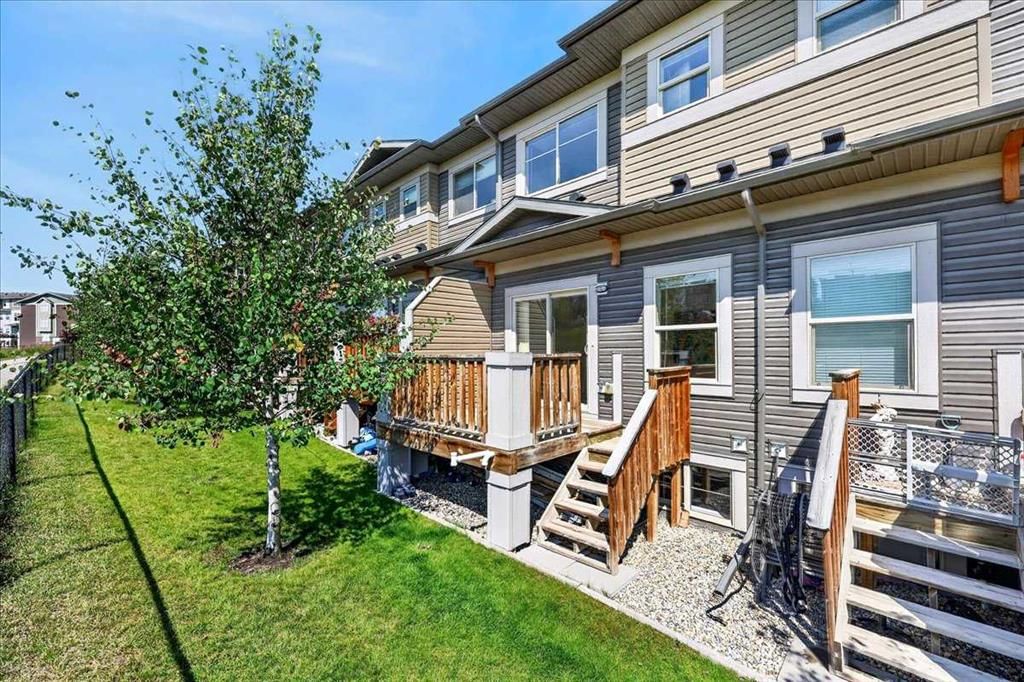 403 Sage Hill Grove NW, Calgary — photo 3 of 45