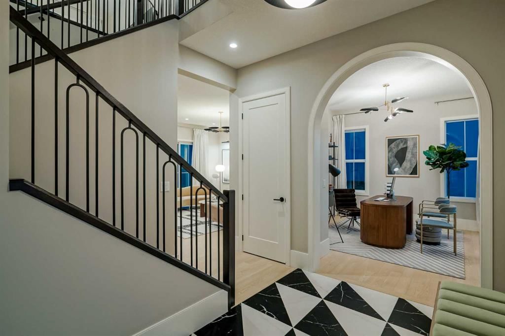 19 Bluerock Avenue SW, Calgary — photo 4 of 50