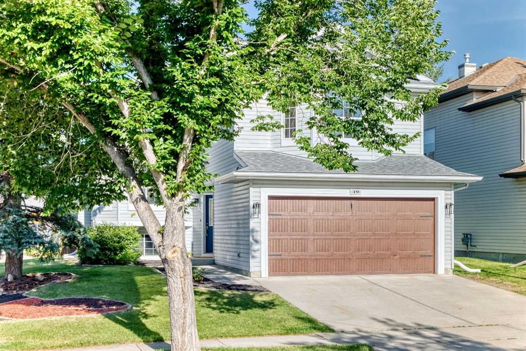 19 Valley Brook Circle NW, Calgary — photo 2 of 47