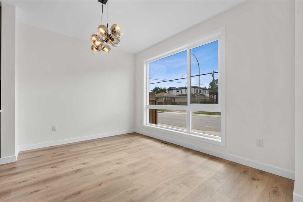 2352 7 Street NW, Calgary — photo 3 of 45