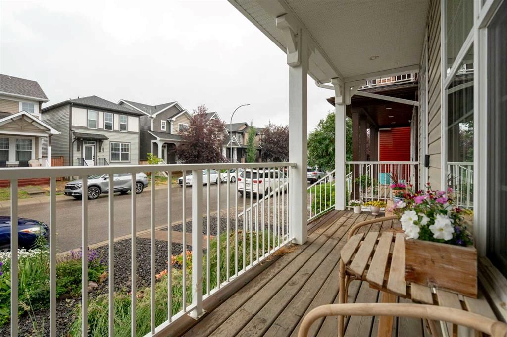 355 Auburn Crest Way SE, Calgary — photo 4 of 49