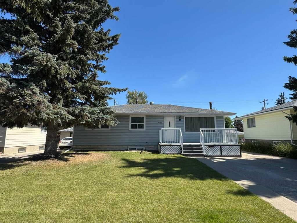 4312 45 Street SW, Calgary — main listing photo