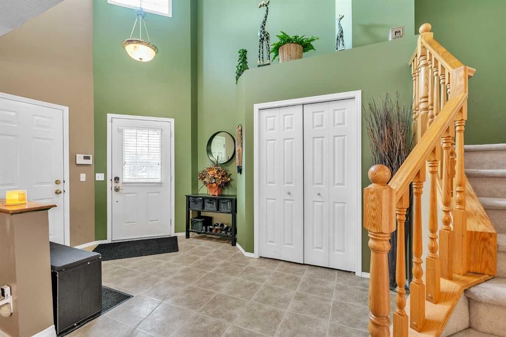 165 Saddlefield Place NE, Calgary — photo 4 of 28