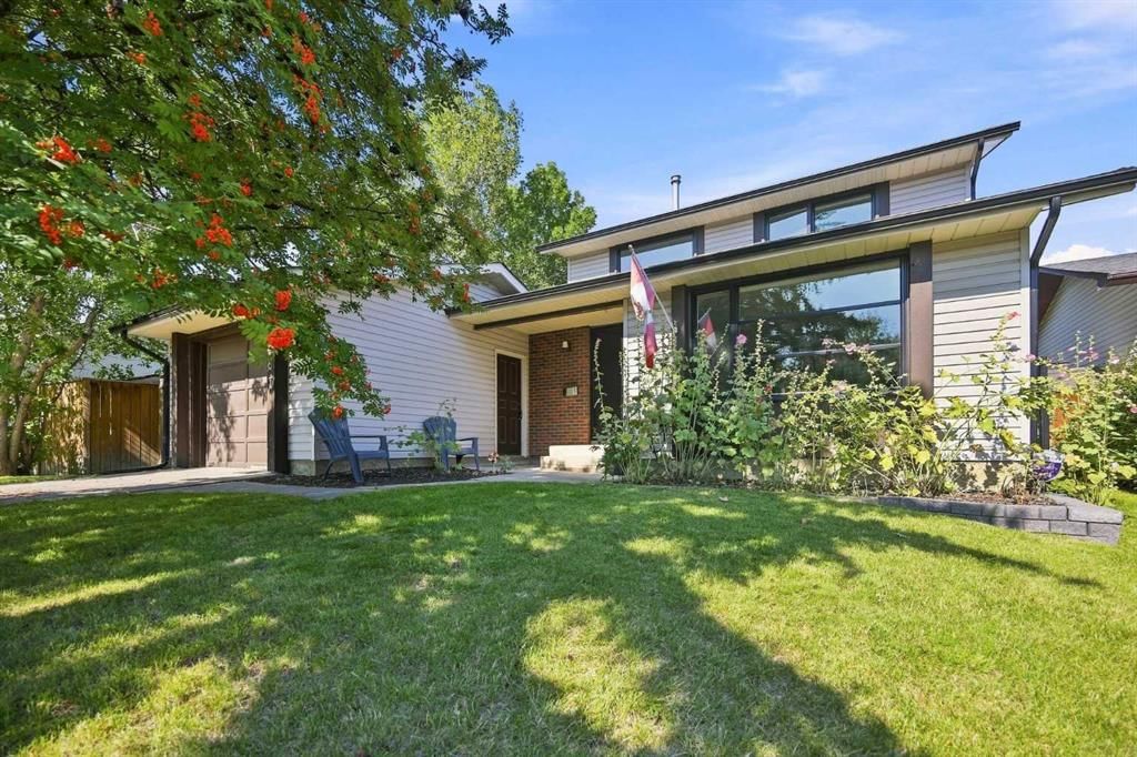267 Brookgreen Drive SW, Calgary — photo 3 of 50