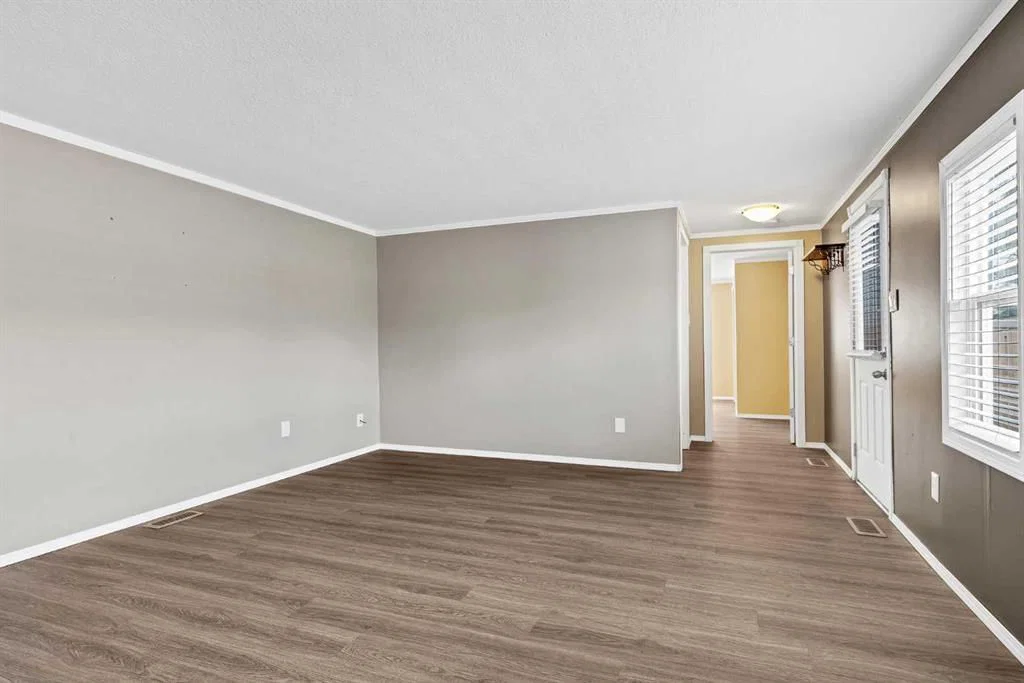 197 Spring Dale Circle SE, Airdrie — photo 4 of 25