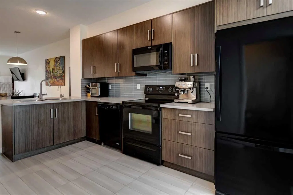 372 Walden Parade SE, Calgary — photo 3 of 30
