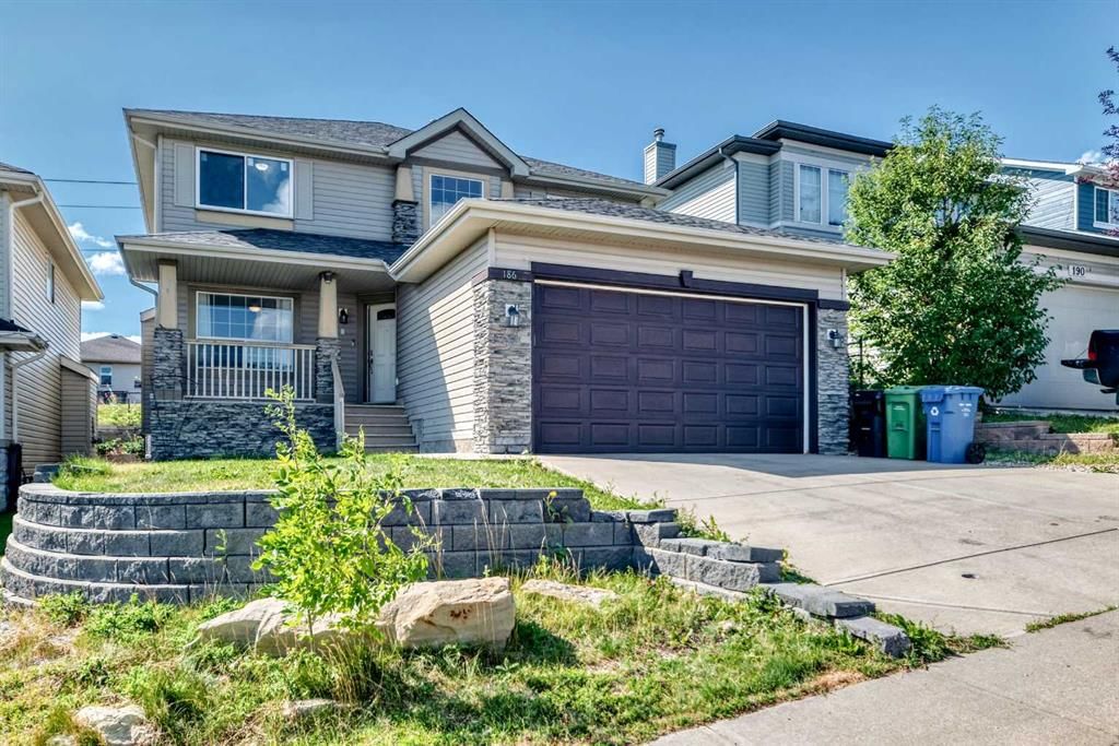 186 Panamount Drive NW, Calgary — main listing photo