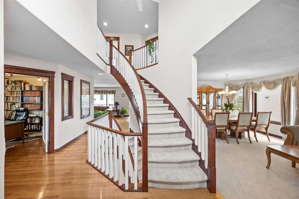 10385 Hamptons Boulevard NW, Calgary — photo 5 of 47