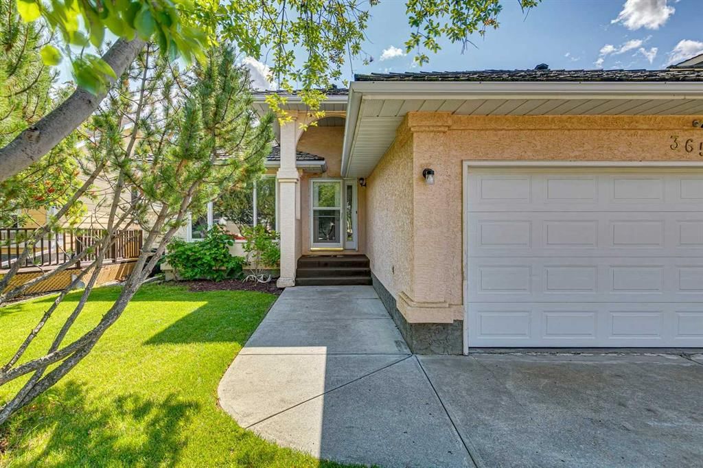 365 Sunmills Drive SE, Calgary — photo 2 of 43