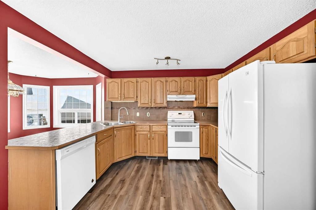 236 Scenic Acres Terrace NW, Calgary — photo 3 of 38