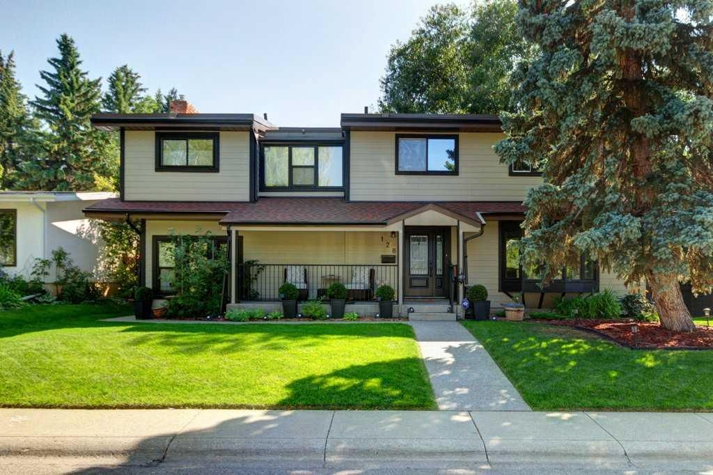 128 Chinook Drive SW, Calgary — photo 2 of 50