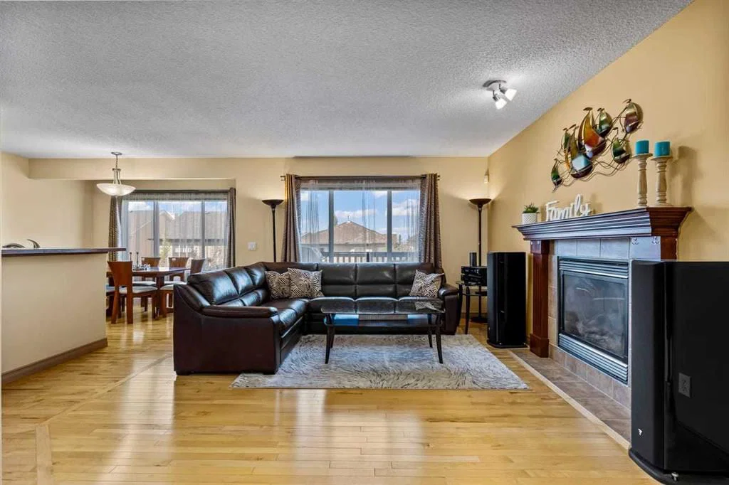 149 Everwoods Close SW, Calgary — photo 3 of 50