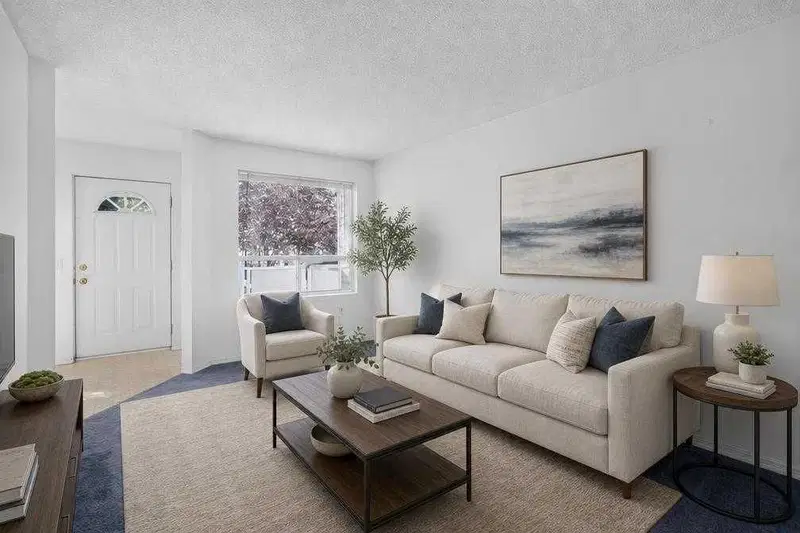 17 Sandpiper Link NW, Calgary — photo 3 of 41