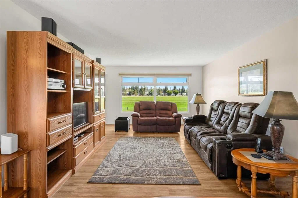 1307 Lake Ontario Drive SE, Calgary — photo 2 of 49