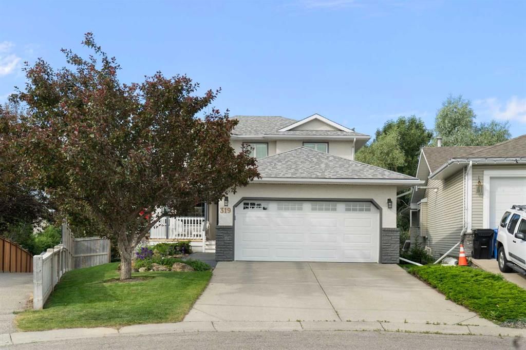 319 Hawkland Place NW, Calgary — main listing photo