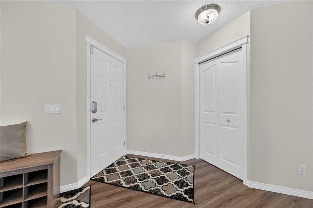 625 Somerset Drive SW, Calgary — photo 2 of 50