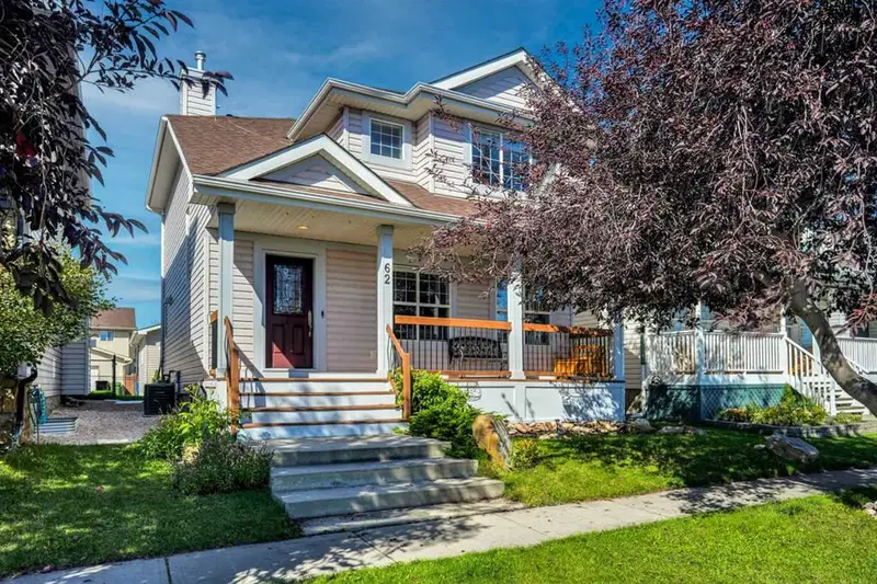 62 Prestwick Landing SE, Calgary — main listing photo
