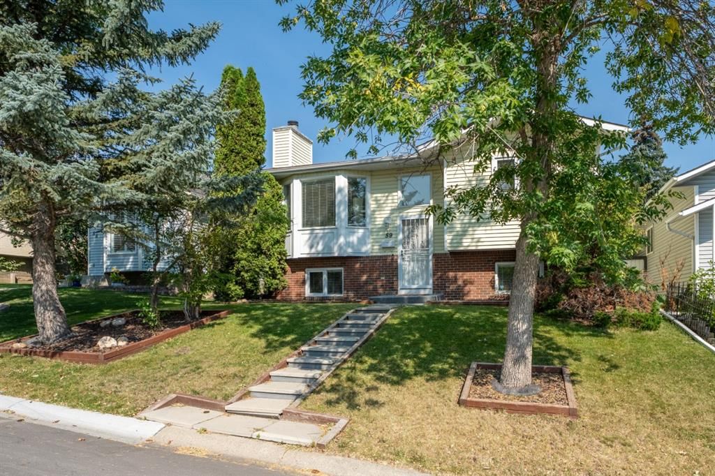 59 Macewan Park Road NW, Calgary — photo 3 of 41