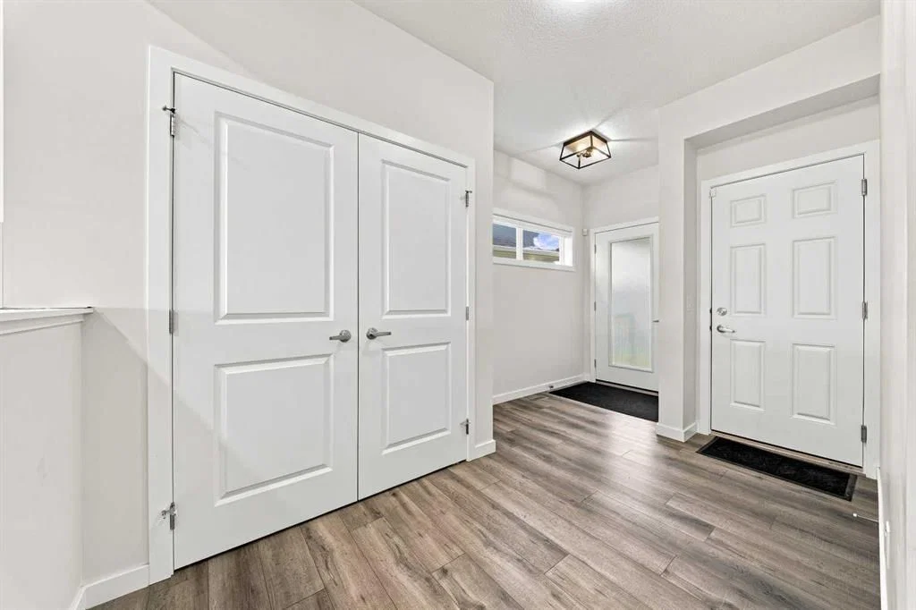 223 Savanna Way NE, Calgary — photo 3 of 50