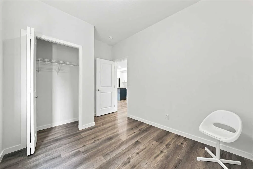 223 Savanna Way NE, Calgary — photo 4 of 50
