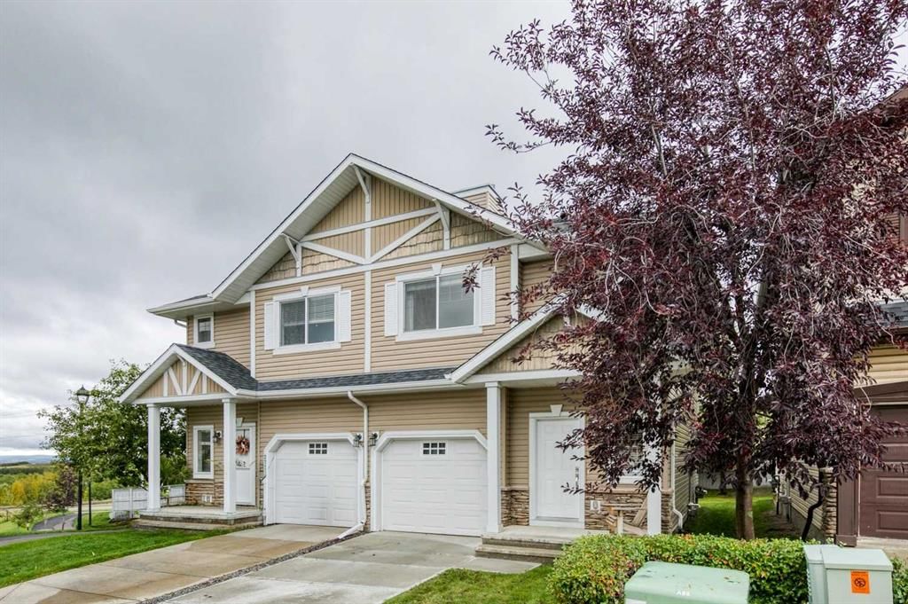 280 Rockyspring Grove NW, Calgary — main listing photo