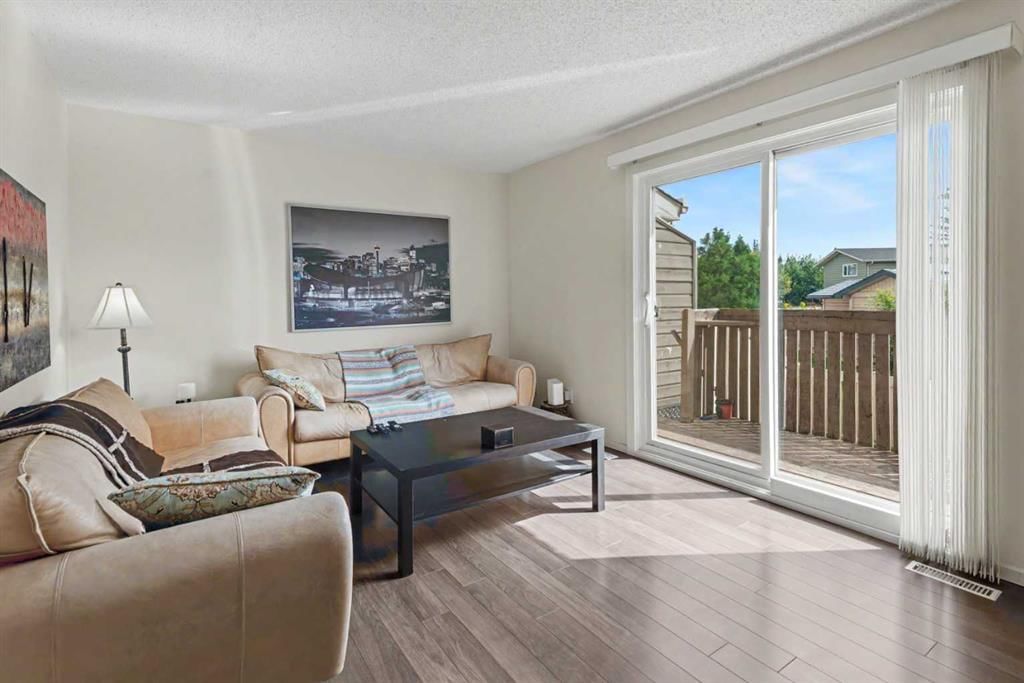 47, 14736 Deerfield Drive SE, Calgary — photo 3 of 33