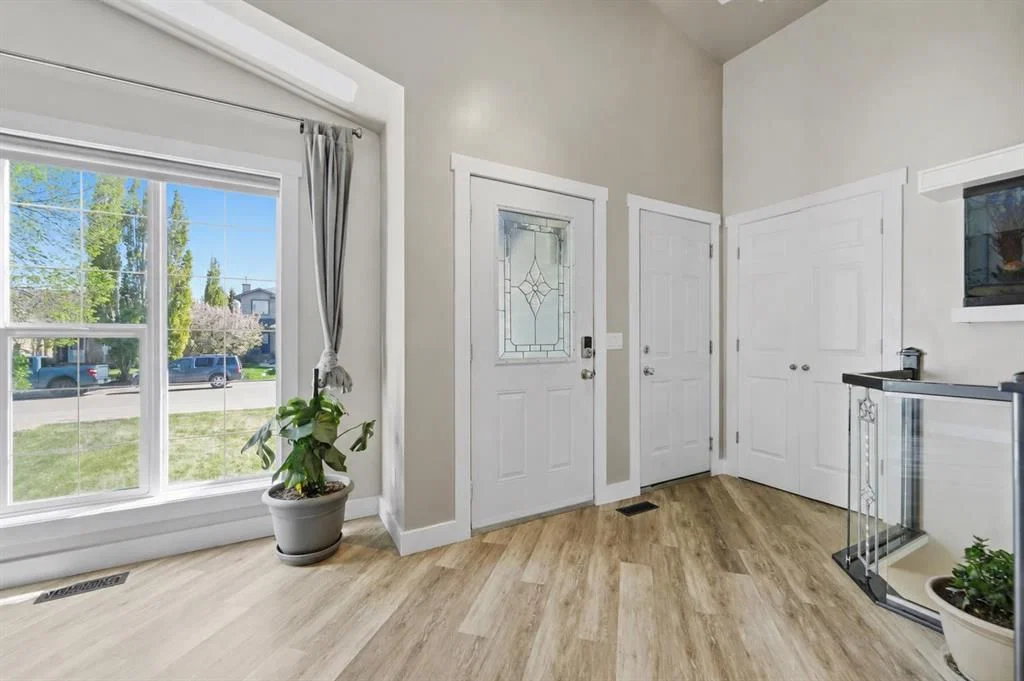 206 Highwood Village Place NW, High River — photo 2 of 49