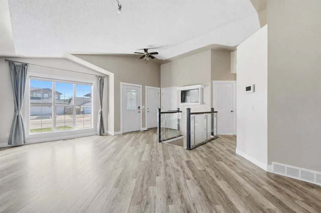206 Highwood Village Place NW, High River — photo 3 of 49