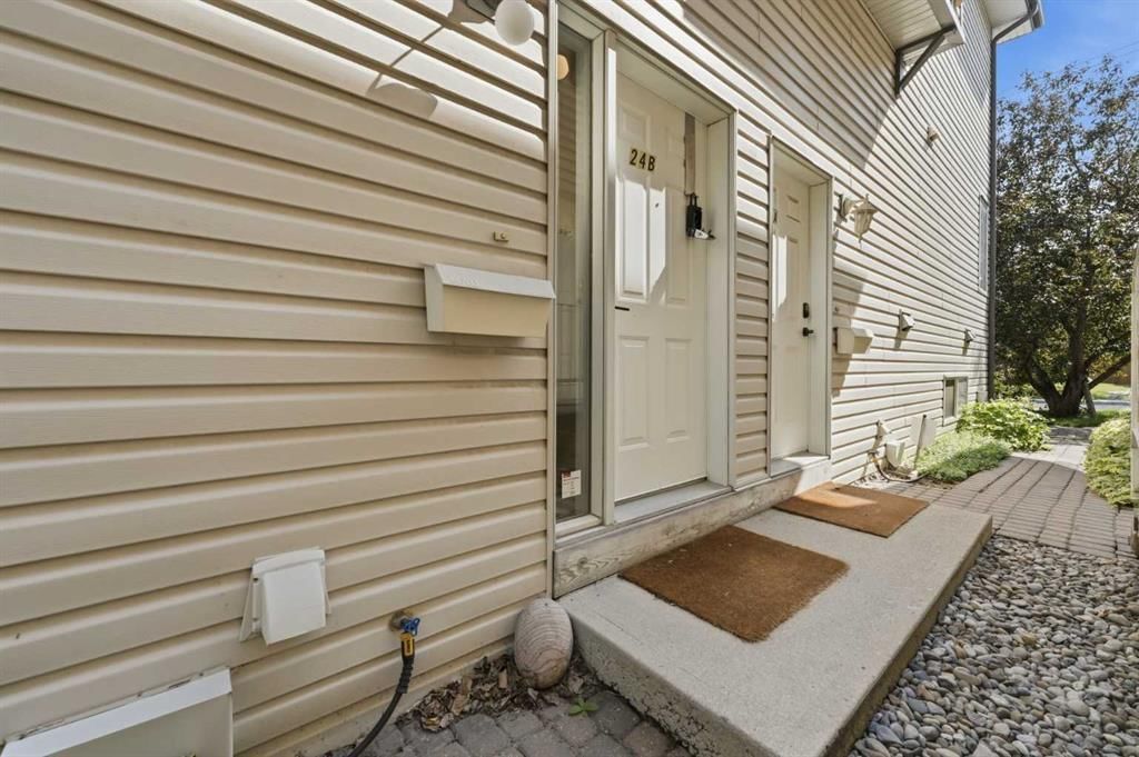 2, 24 34 Avenue SW, Calgary — photo 3 of 47