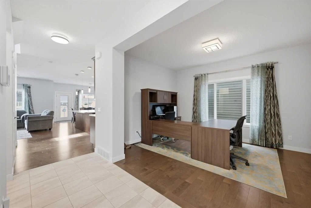 21 Redstone Heath NE, Calgary — photo 2 of 49