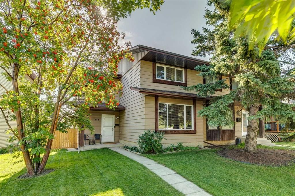 558 Strathcona Drive SW, Calgary — photo 2 of 21