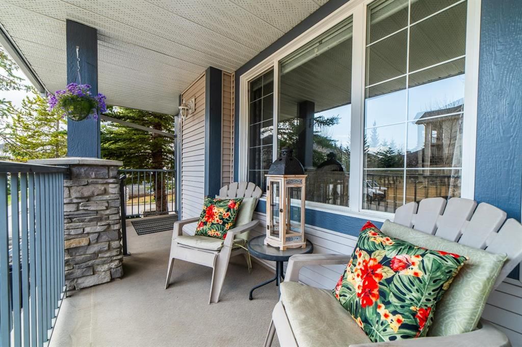 2376 Eversyde Avenue SW, Calgary — photo 3 of 34