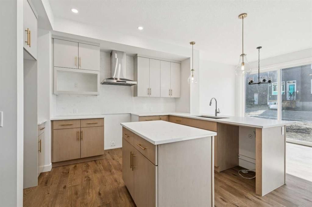 83 Creekstone Common SW, Calgary — photo 4 of 36