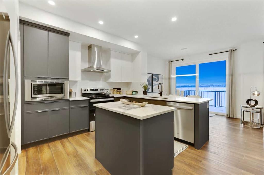 83 Creekstone Common SW, Calgary — photo 5 of 36