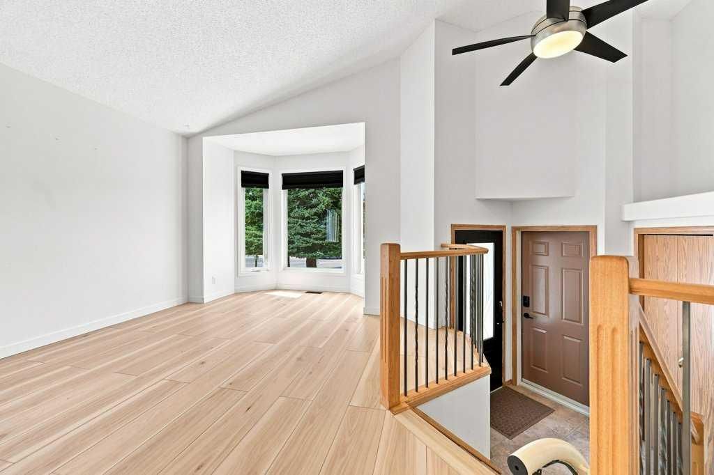 16150 Shawbrooke Road SW, Calgary — photo 3 of 48